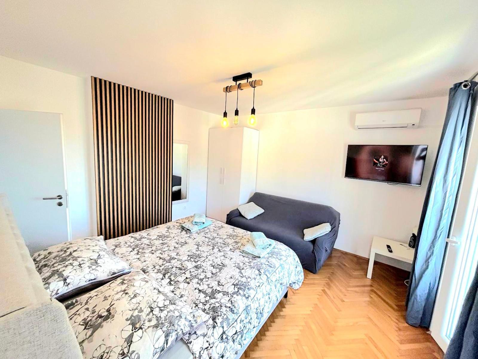 Kala Sea View Apartments 150M From Beach And 250 M From Old Town โปเรช ภายนอก รูปภาพ